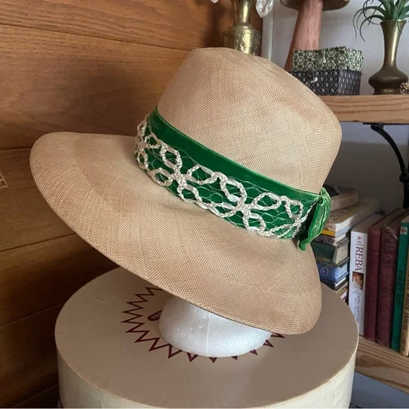Vintage 60s Jan Leslie straw green velvet ribbon trim hat - Picture 4 of 7